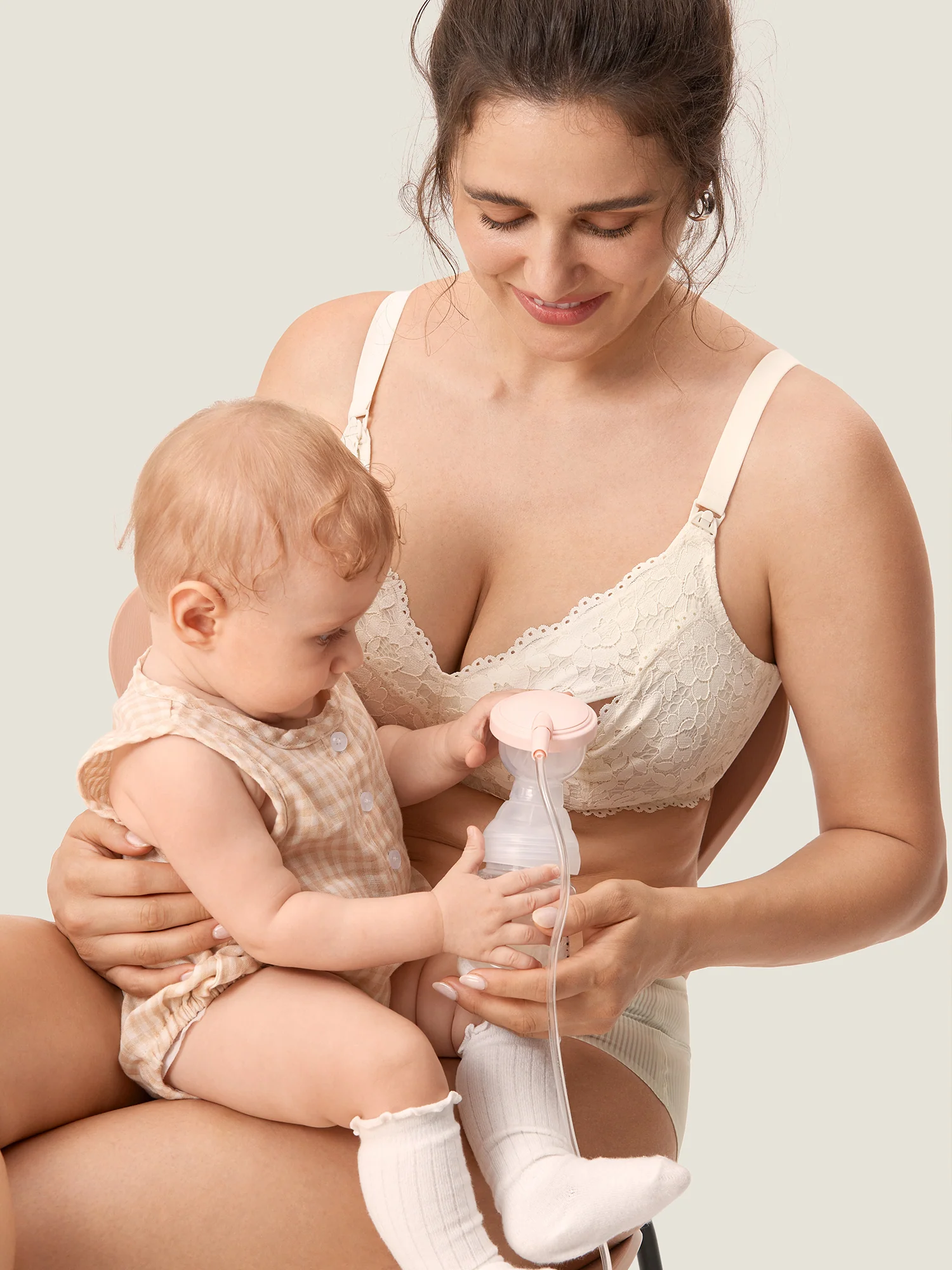 Cotton Lining Hands Free Pumping Bra - Image 11