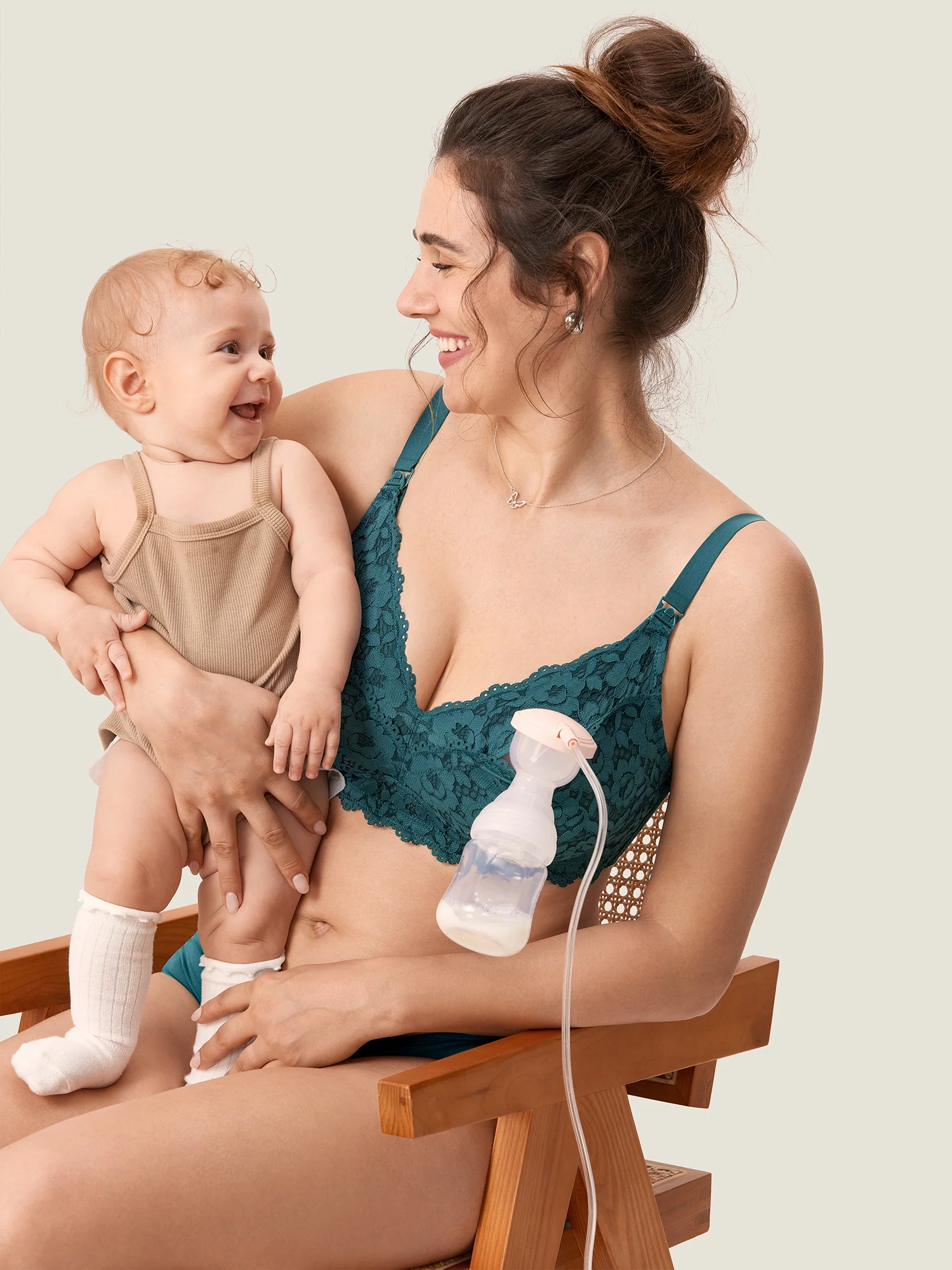 Cotton Lining Hands Free Pumping Bra - Image 25