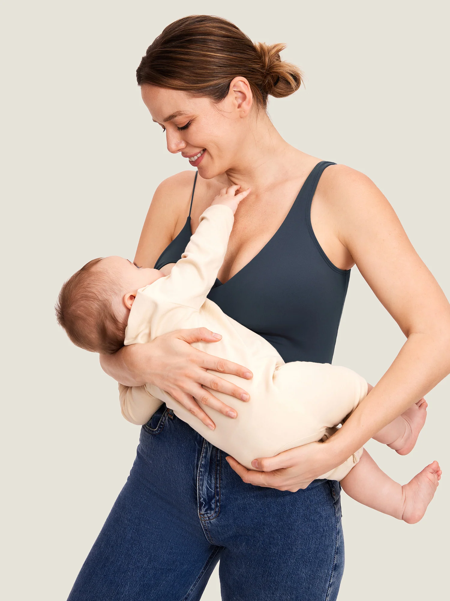 Natrelax® Nursing Crop Tank Top - Image 15