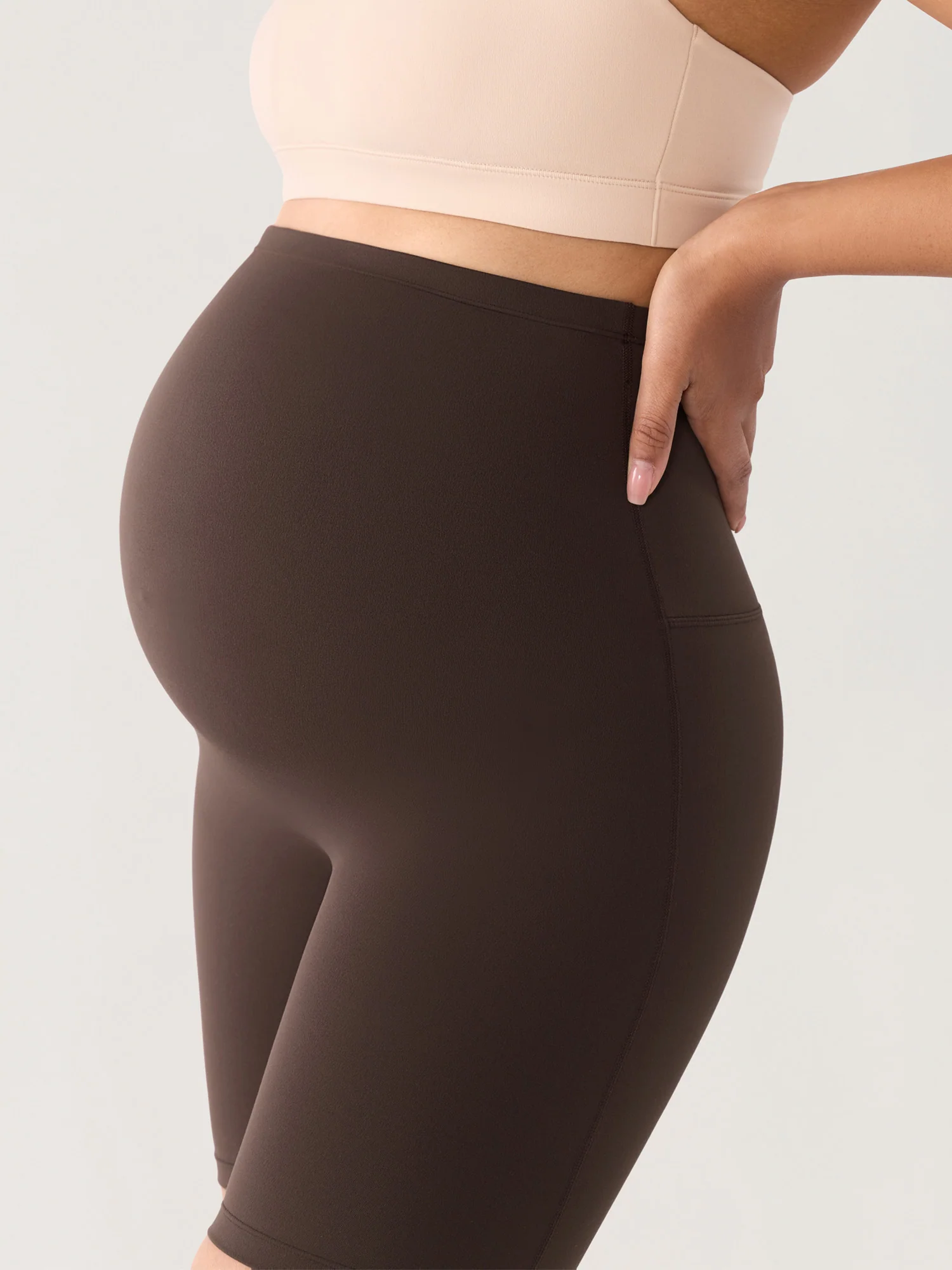 Natrelax® Seamless-Front Maternity Shorts 6" - Image 11