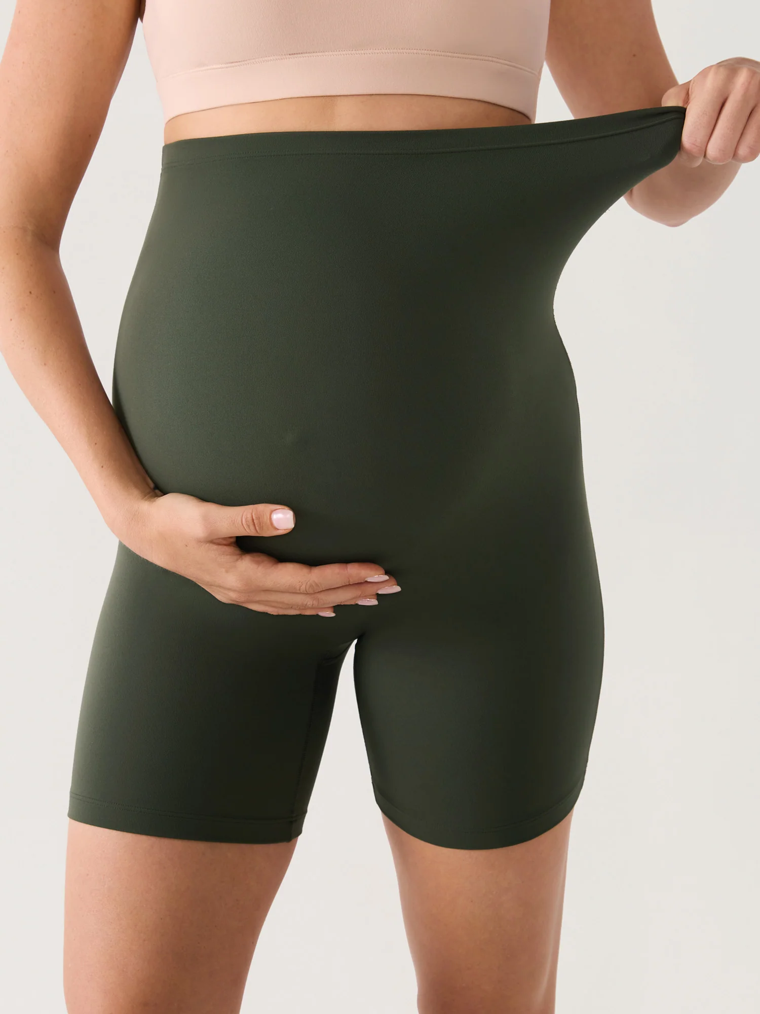 Natrelax® Seamless-Front Maternity Shorts 6" - Image 20