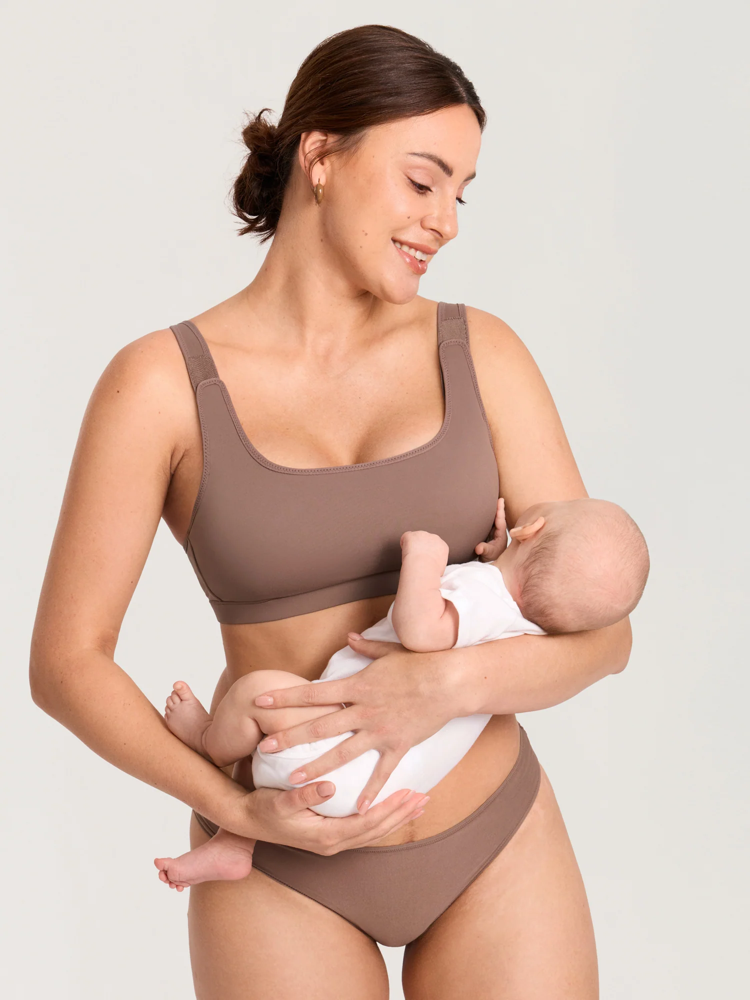 Natrelax® Velcro All-in-One Nursing & Pumping Bra - Image 14
